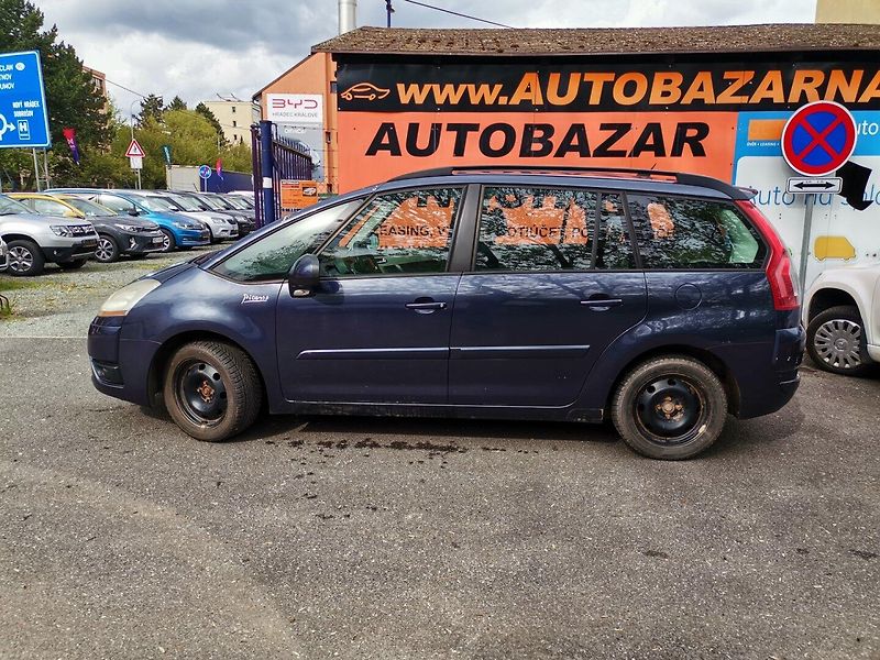 Citroën C4 Picasso (2009) 2.0HDi 100kw Automat 7míst - fotka 2 z 28