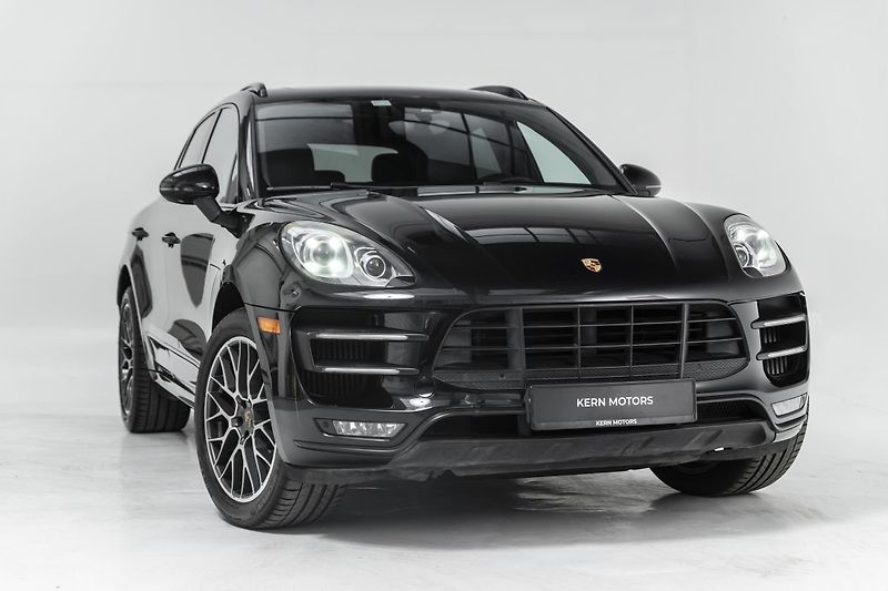 Porsche Macan Turbo*BOSE*Panorama - fotka 1 z 42