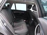 BMW Řada 3 2,0 320d xDrive 140kW Sport - náhled 13