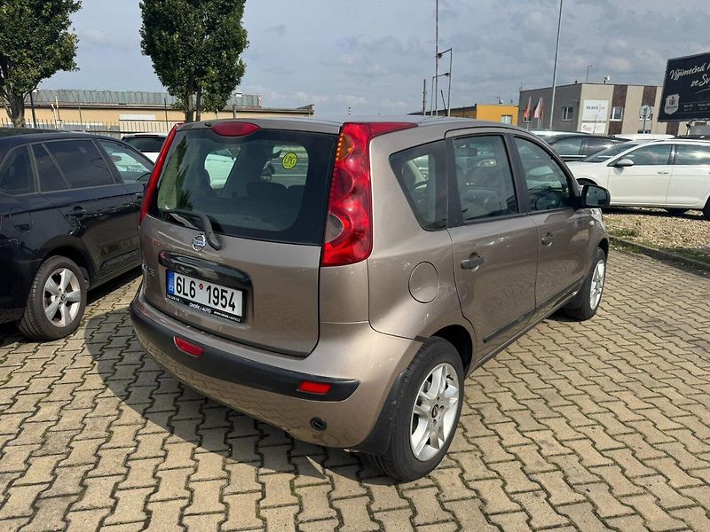Nissan Note (2006) 1,4i 65 KW LPG - fotka 5 z 46