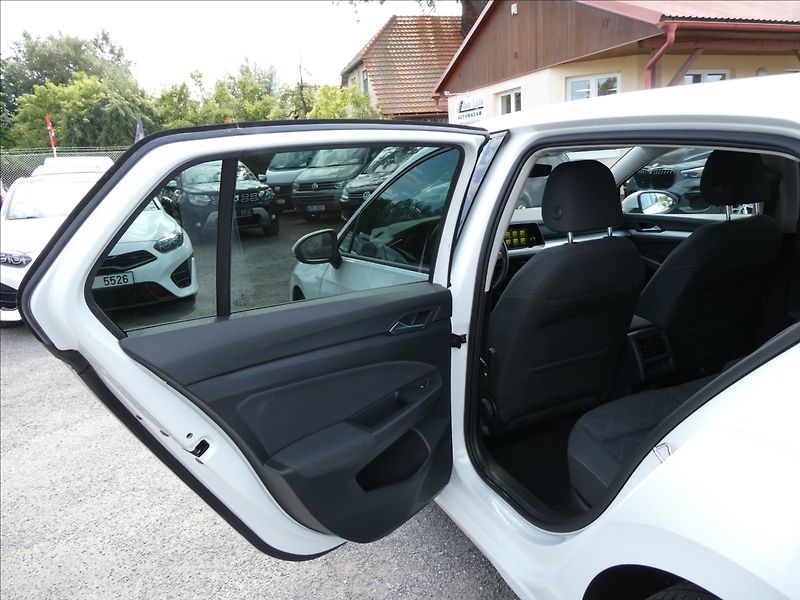 Volkswagen Golf 2,0 TDi VIII 2x kola,LED,CEBIA - fotka 20 z 49