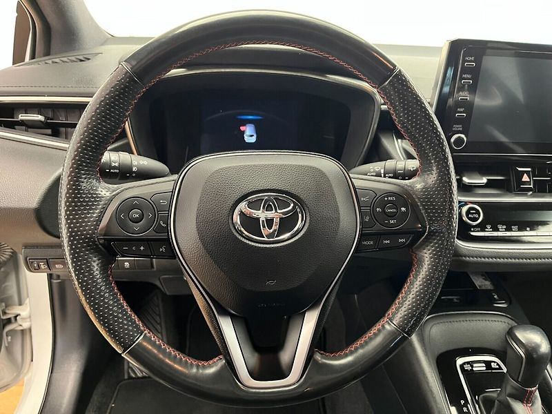 Toyota Corolla 1.8 Hybrid GR-Sport Dynamic - fotka 15 z 20