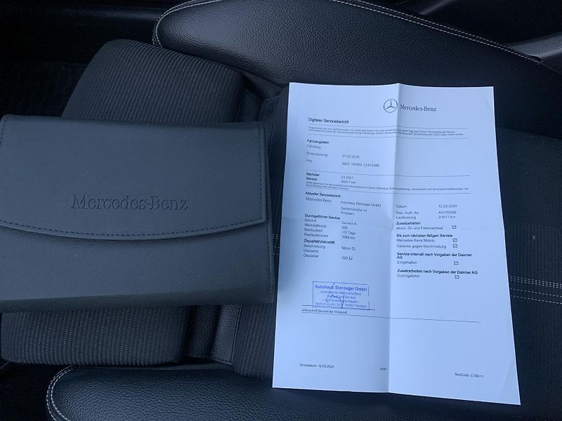 Mercedes-Benz GLA (2019) 220d 4 Matic, ser.knížka - fotka 29 z 30