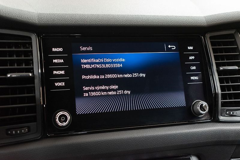 Škoda Kodiaq RS 2.0 TDI 176kW DPH*ČR 1.MAJ* - fotka 38 z 45