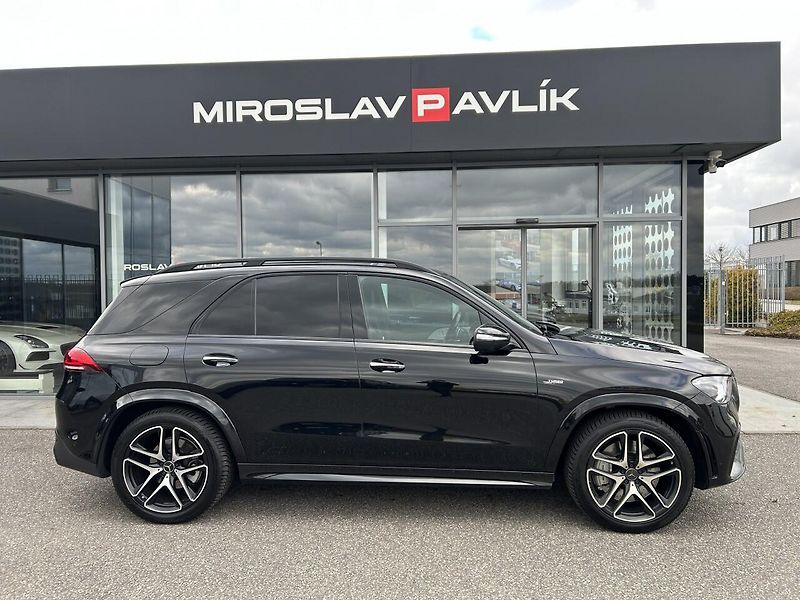 Mercedes-Benz GLE 53 AMG 4MATIC+ AIRMATIC - fotka 4 z 30