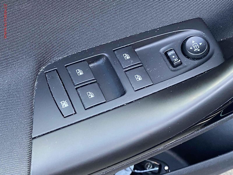 Opel Astra (2018) 1.6 CDTi SportsTourer - fotka 11 z 19