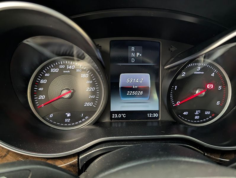 Mercedes-Benz Třídy V V250 4M EXCLUSIVE - fotka 16 z 36