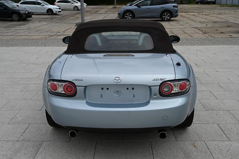 Mazda MX-5 1.8 93KW Niseko 3/2009 - fotka 6 z 26