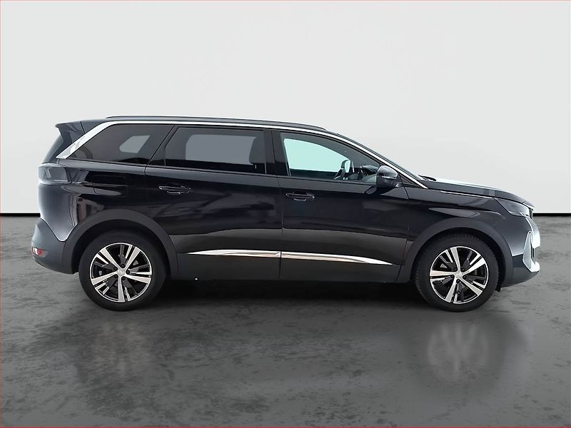 Peugeot 5008 (2024) PureTech 130 - fotka 6 z 19