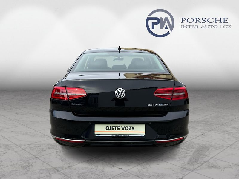 Volkswagen Passat 2.0TDI Highline 110Kw man 6st. - fotka 5 z 17