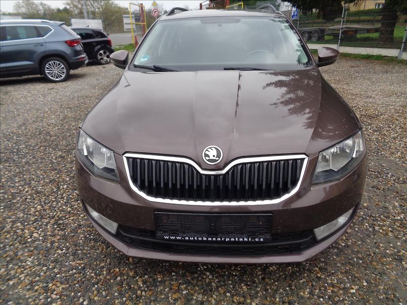 Škoda Octavia (2014) 1,4 - fotka 2 z 19