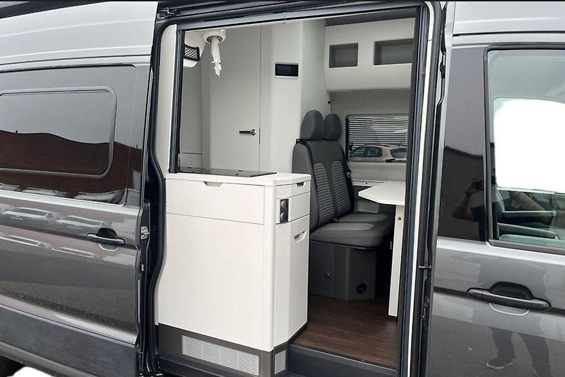 Volkswagen Grand California 680 2.0 TDI 4x4 - max 3880 kg - fotka 18 z 27