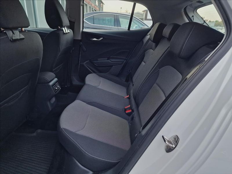 Škoda Fabia 1.0TSI Ambition,ČR,1.Majitel - fotka 17 z 43