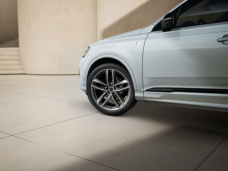 Audi Q7 (2026) 50 TDI 210 kW quattro - fotka 7 z 10