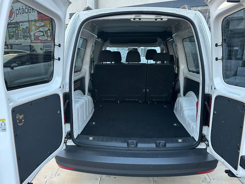 Volkswagen Caddy (2017) MAXI, 2.0TDi, 75KW, 5 MÍST,DPH - fotka 10 z 19