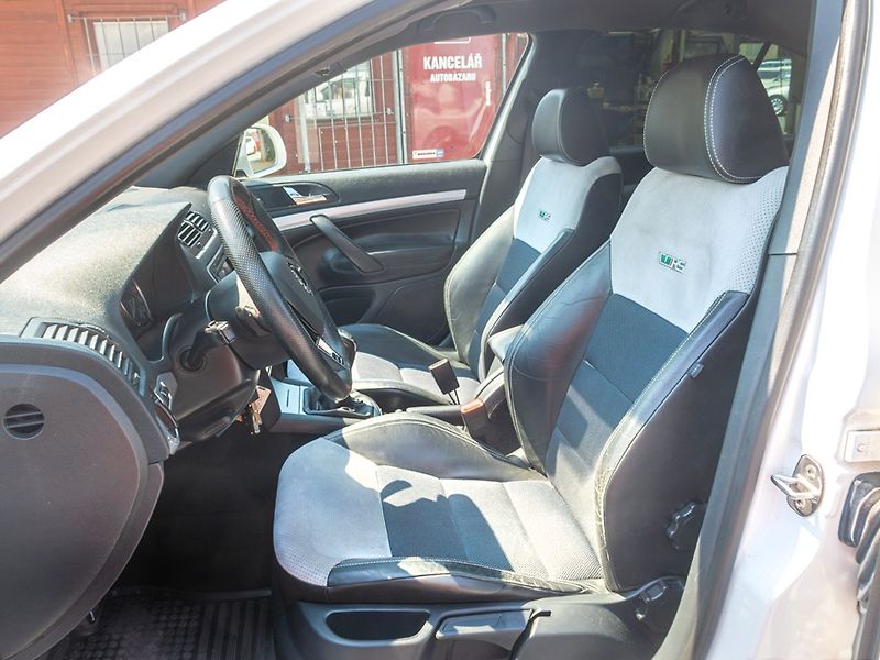 Škoda Octavia (2010) 12/10 2.0TSI RS 147KW – SERVIS - fotka 19 z 53