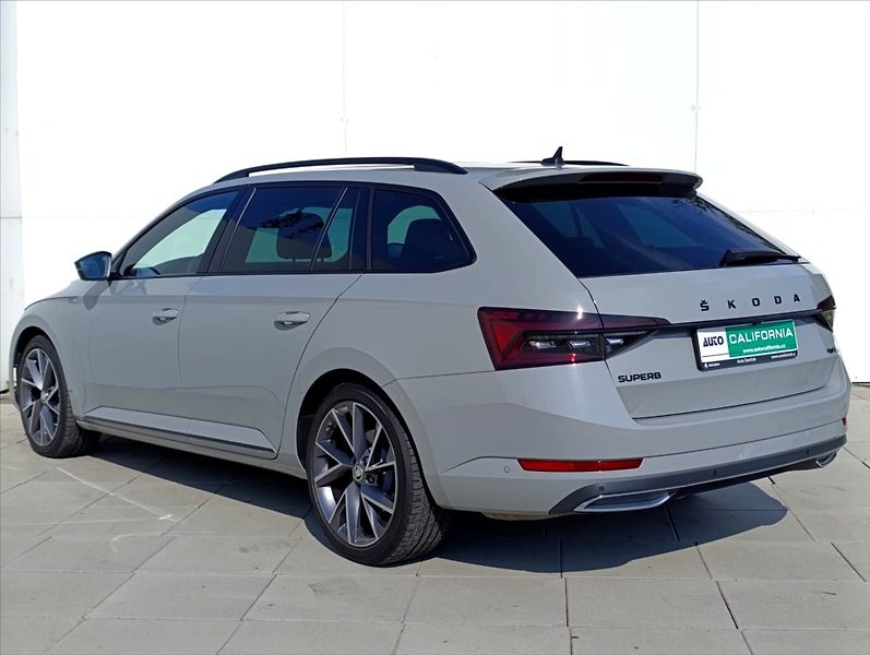 Škoda Superb 2,0 TDi DSG 4x4 Tažné 1maj.,ČR - fotka 11 z 46