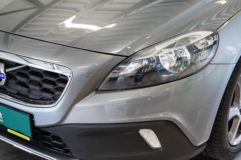 Volvo V40 - fotka 3 z 23