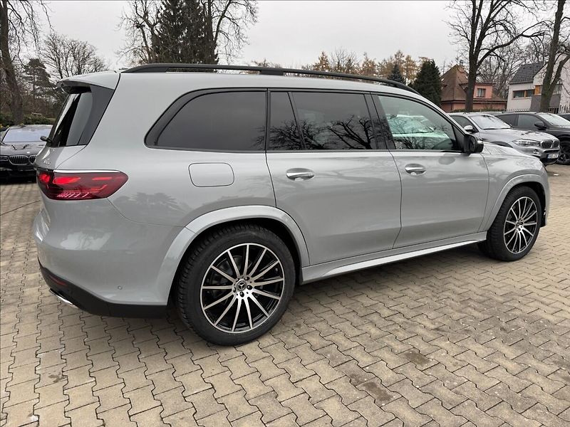 Mercedes-Benz GLS 450d AMG 4Matic - fotka 5 z 40