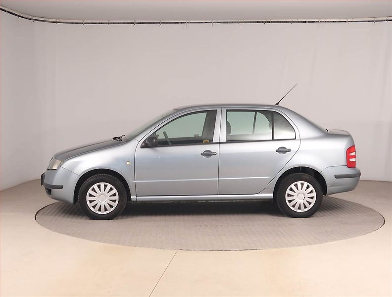 Škoda Fabia (2003) 1.2 12V, nová STK, udržované - fotka 3 z 14