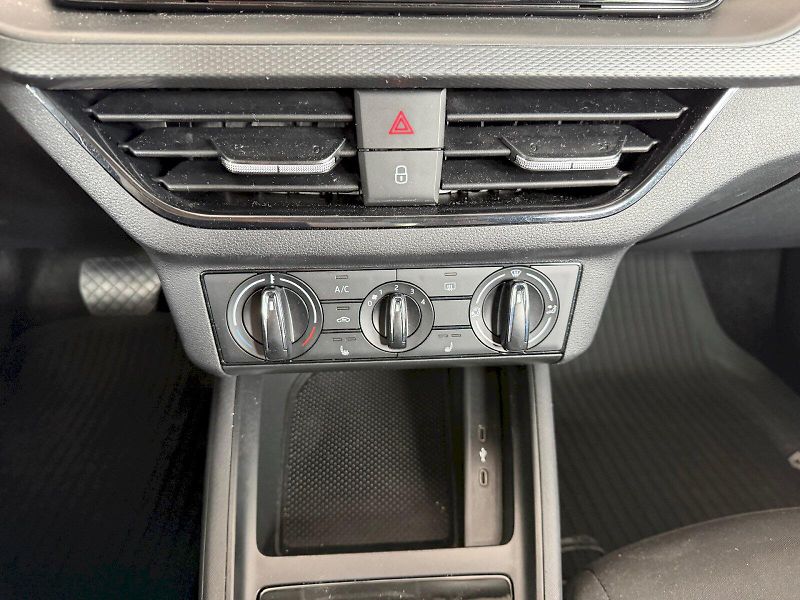 Škoda Scala (2020) Active 1.6 TDI / 85 kW DSG - fotka 13 z 23
