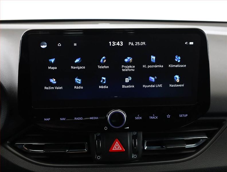 Hyundai i30 (2022) N-Line 1.5 T-GDI MHEV, ČR - fotka 18 z 21