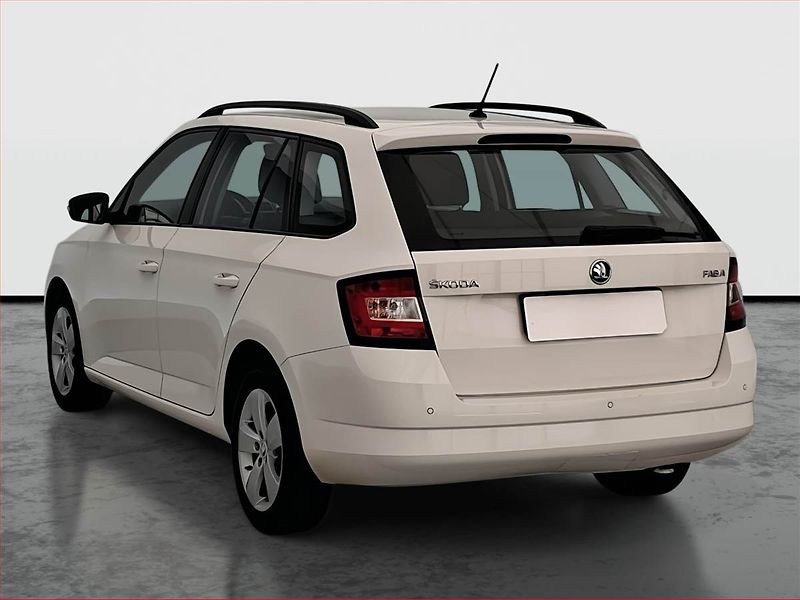 Škoda Fabia (2018) Style 1.0 TSI, Serv.kniha - fotka 4 z 16