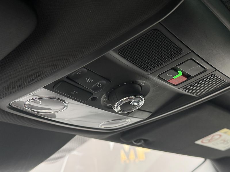 Škoda Octavia (2019) 2.0TSi 245 RS, DSG, PANO   - fotka 29 z 50