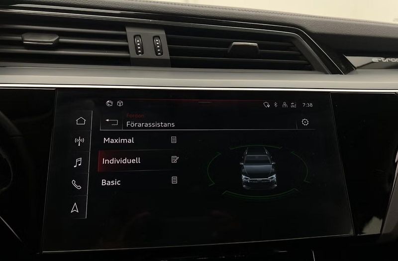 Audi Q8 e-tron 50 Q Vzduch. odpružení Kamera - fotka 31 z 32