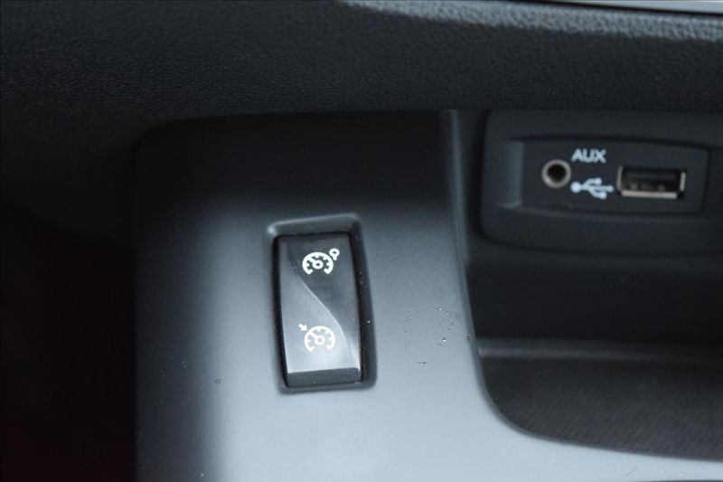 Renault Scénic 1,9 DCI 96KW TAŽNÉ NAVI KAMERA - fotka 51 z 57