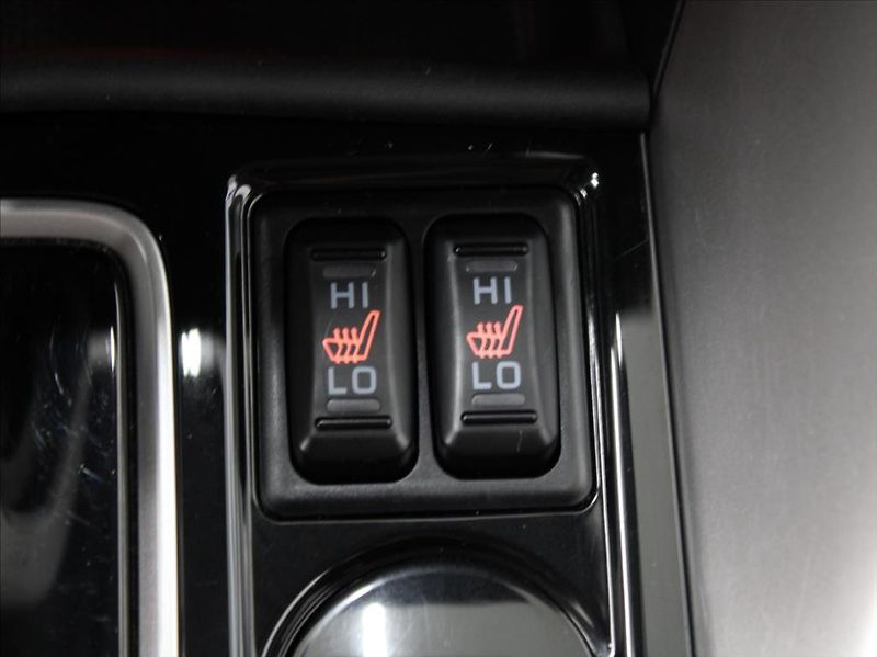 Mitsubishi Eclipse Cross 1,5 Turbo 120kW AT 69 220km! - fotka 22 z 26