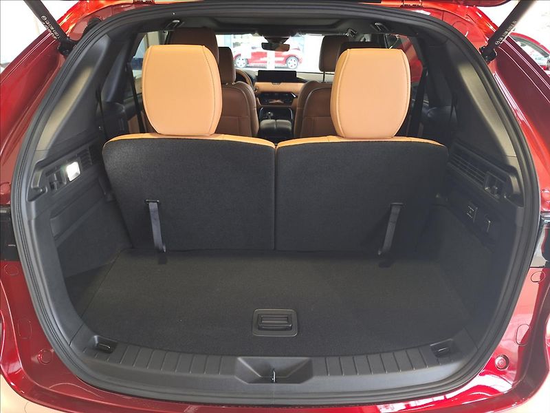 Mazda CX-80 (2026) 3.3 D 254k AWD AT8 HOMURA COSO - fotka 11 z 16