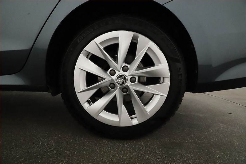 Škoda Octavia (2021) Style 2.0 TDI, Automat, ČR - fotka 12 z 20
