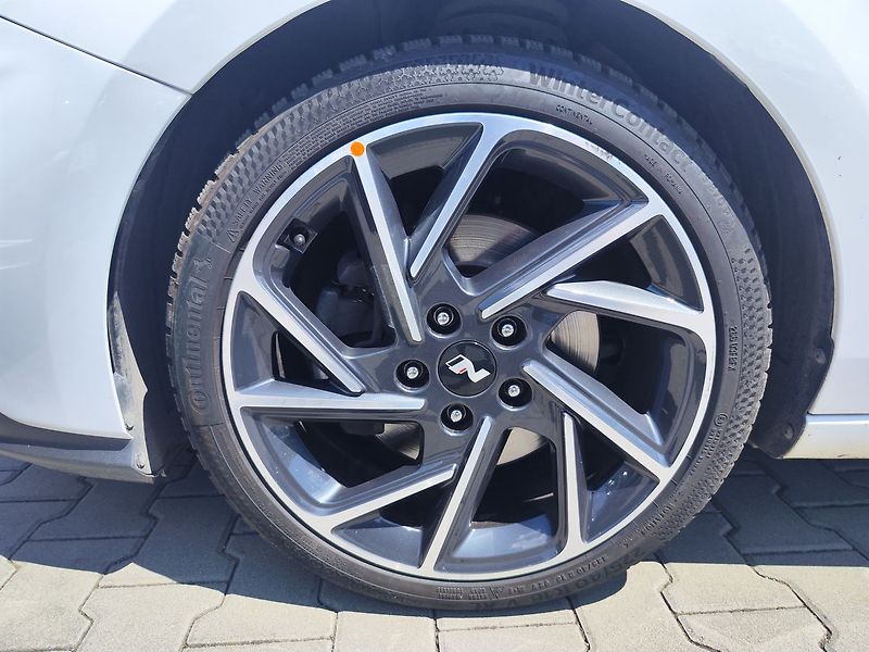 Hyundai i30 1.5 T-GDI/117 N-Line - fotka 31 z 31