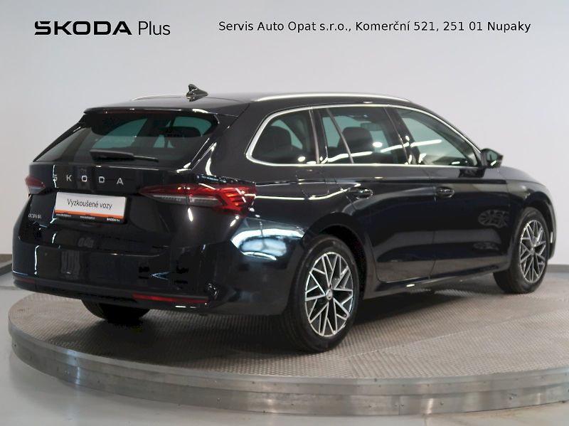 Škoda Octavia (2024) TOP SELECTION 2.0TDI 110KW DSG - fotka 2 z 43