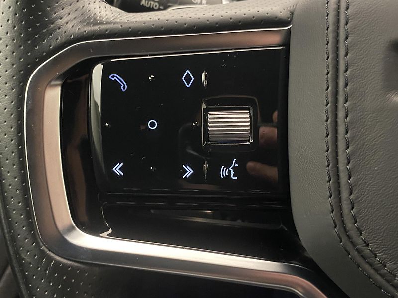 Land Rover Range Rover Evoque D200 R-DYNAMIC AWD AUT  - fotka 19 z 41