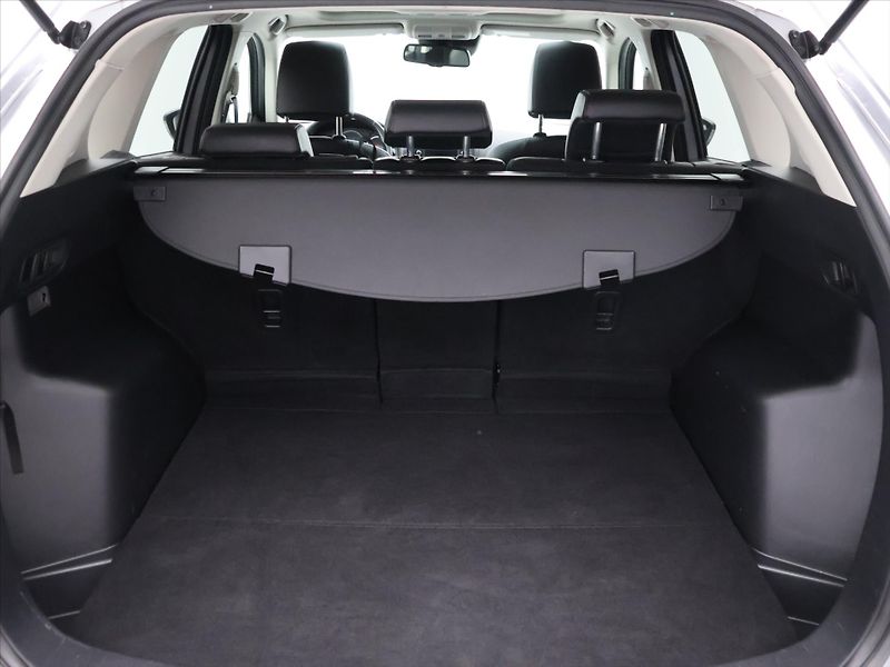 Mazda CX-5 2,2 Skyactiv-D 129kW Revolutio - fotka 10 z 35