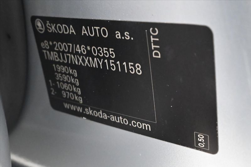 Škoda Octavia 2,0 TDI 110kW DSG Style Záruka - fotka 12 z 32