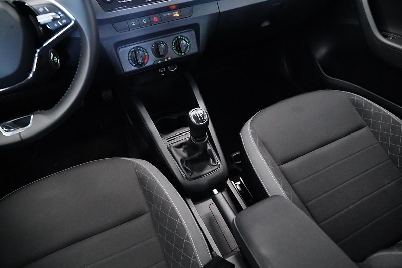 Škoda Fabia - fotka 26 z 29