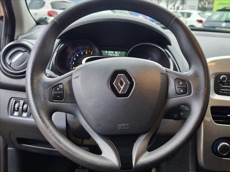 Renault Clio 1,2 16V - fotka 12 z 17