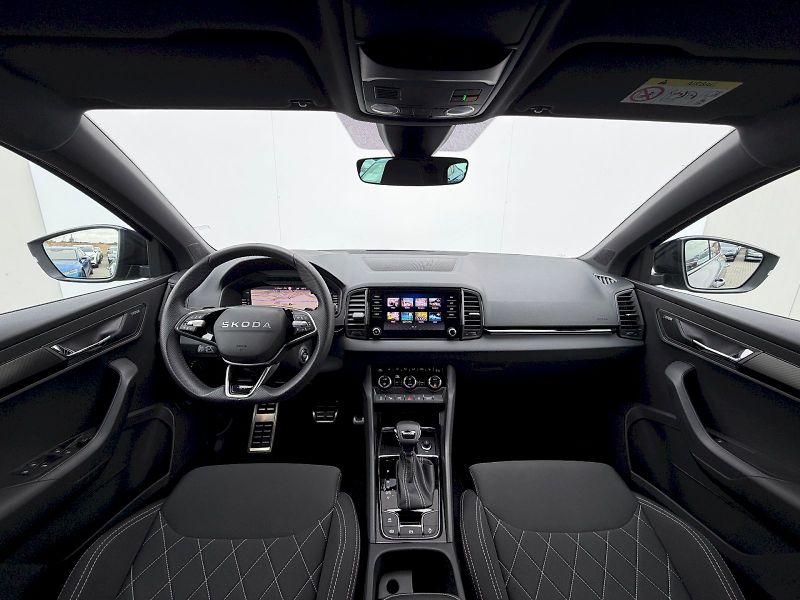 Škoda Karoq (2025) 1.5 TSI 110KW DSG SportLine - fotka 9 z 35