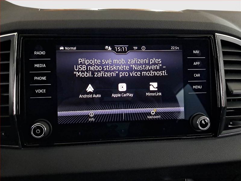 Škoda Karoq (2023) 1.5 TSI - fotka 21 z 24