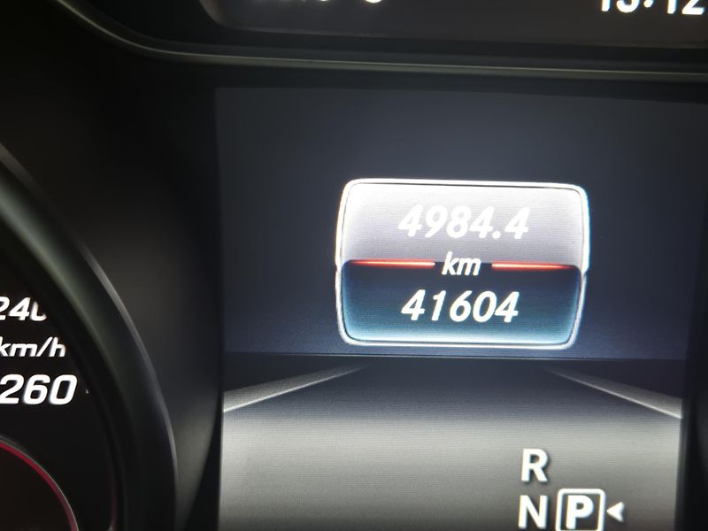 Mercedes-Benz GLA (2019) - fotka 21 z 25