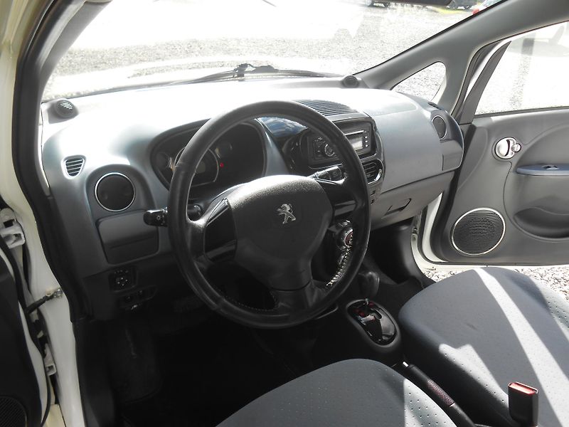 Peugeot iOn 79TKm!! KLIMA,AUTOMAT - fotka 25 z 39