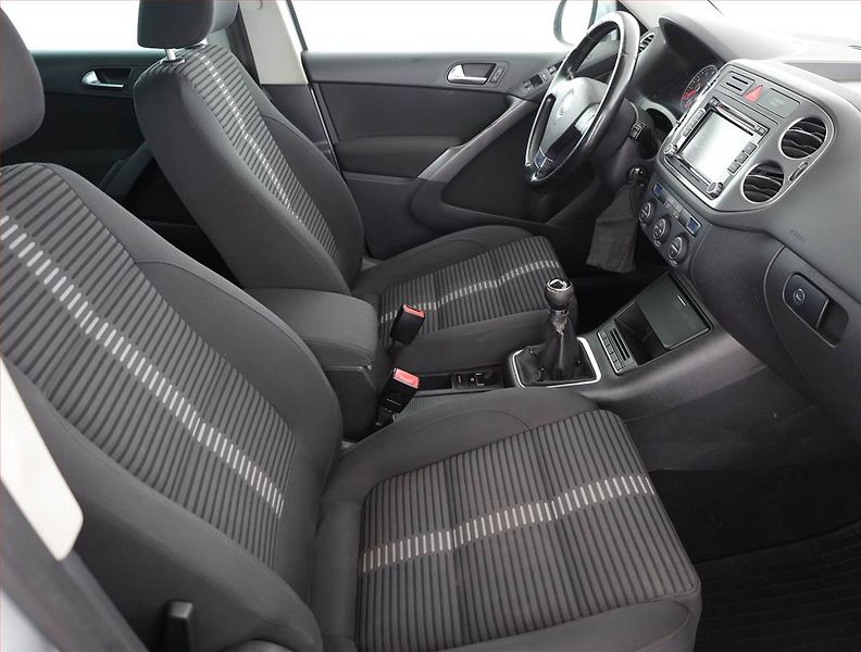 Volkswagen Tiguan (2009) 1.4 TSI, 4X4 - fotka 7 z 15