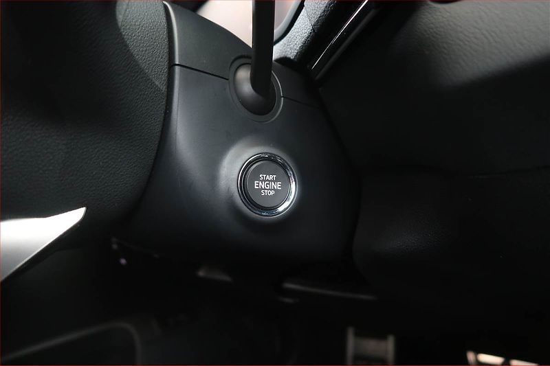 Škoda Karoq (2024) Sportline 2.0 TDI - fotka 20 z 27