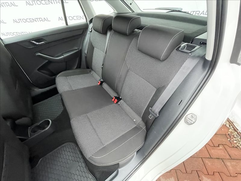 Škoda Fabia 1,0 TSi,1.maj.,ČR,po servisu - fotka 22 z 22
