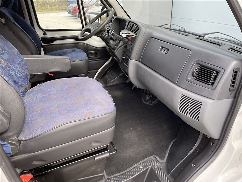 Peugeot Ostatní 2,8 HDI 93KW - fotka 15 z 33