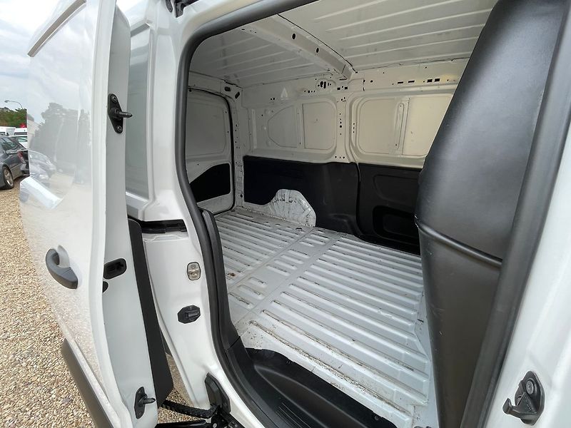 Toyota ProAce 1.5D-4D 75kW*L2H1*CZ*78tisKM - fotka 11 z 25