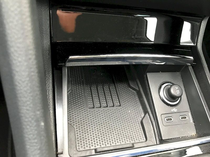 Škoda Karoq (2024) SEL TOP TS 110/1.5 M6F - fotka 6 z 28
